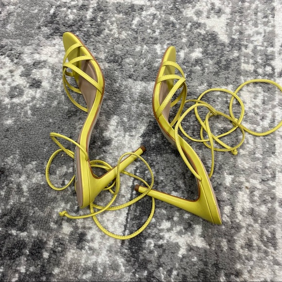 Steve Madden Yellow Lace Up Heels - Picture 4 of 7